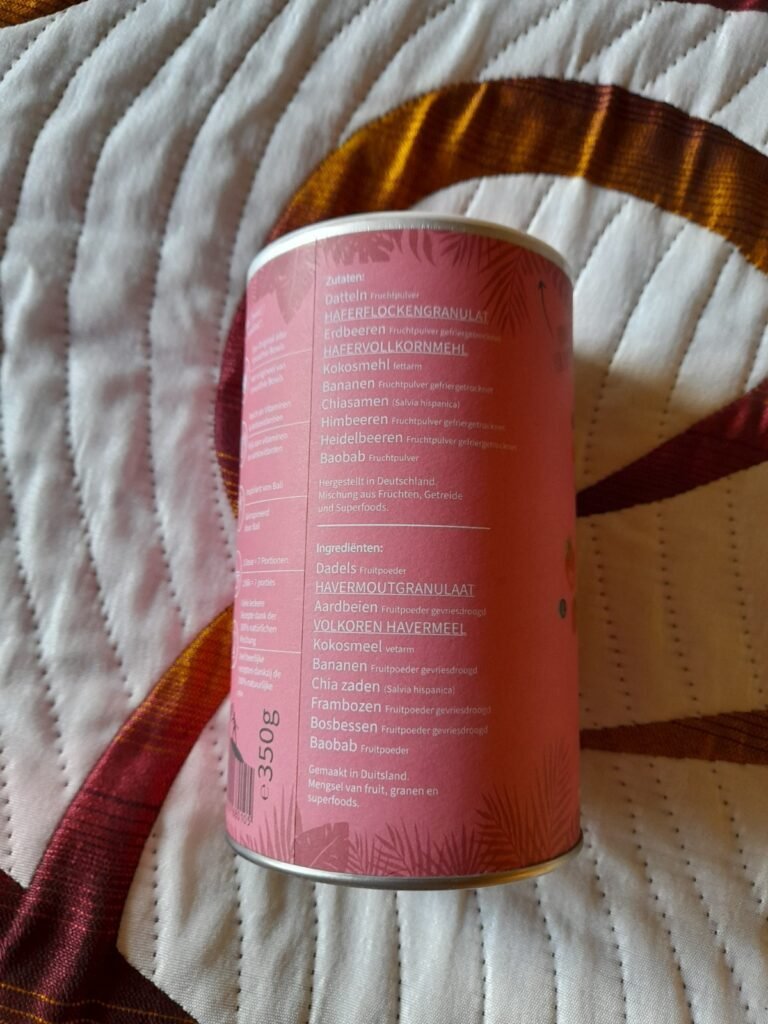 BREKKY BERRY VIBES Smoothie Bowl Vegan 100% natürlich Zutaten geöffnet
